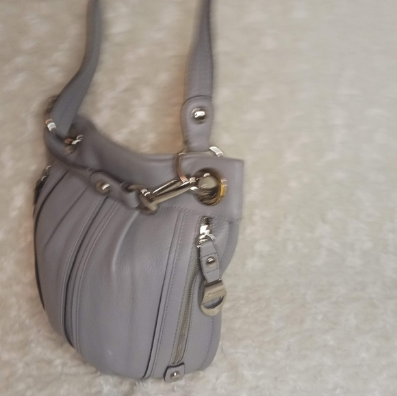 B Makowsky Gray Leather Crossbody Front Pockets Silver Hardware Adjustable Strap - Picture 7 of 15